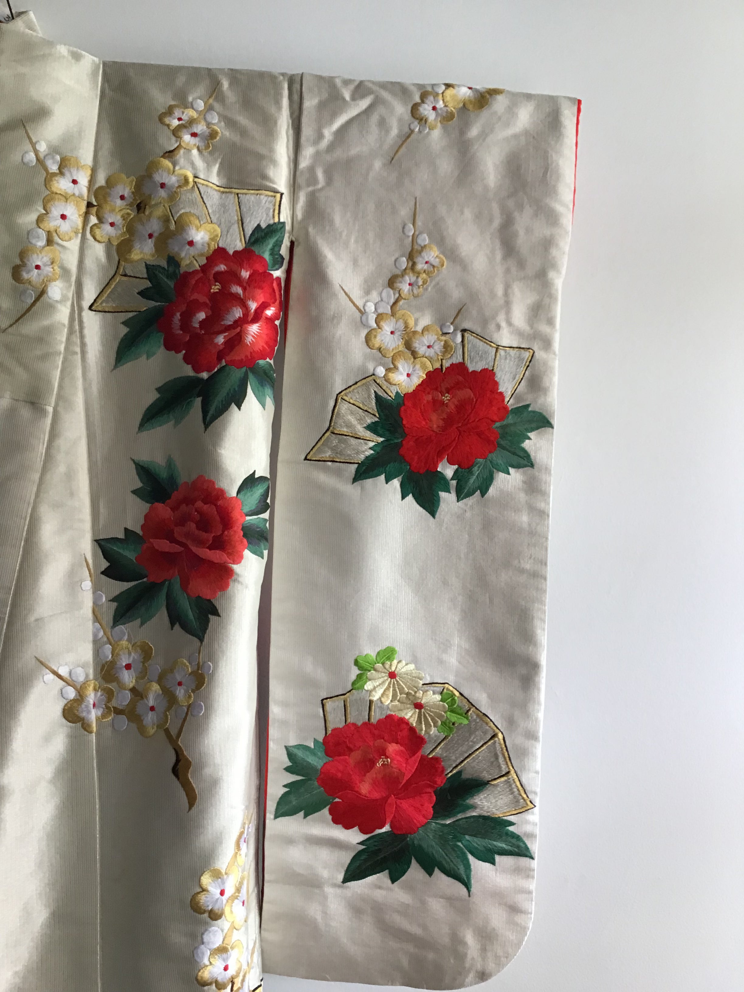 1960s Red Peonies,Birds Handembroidered Silk Kimono