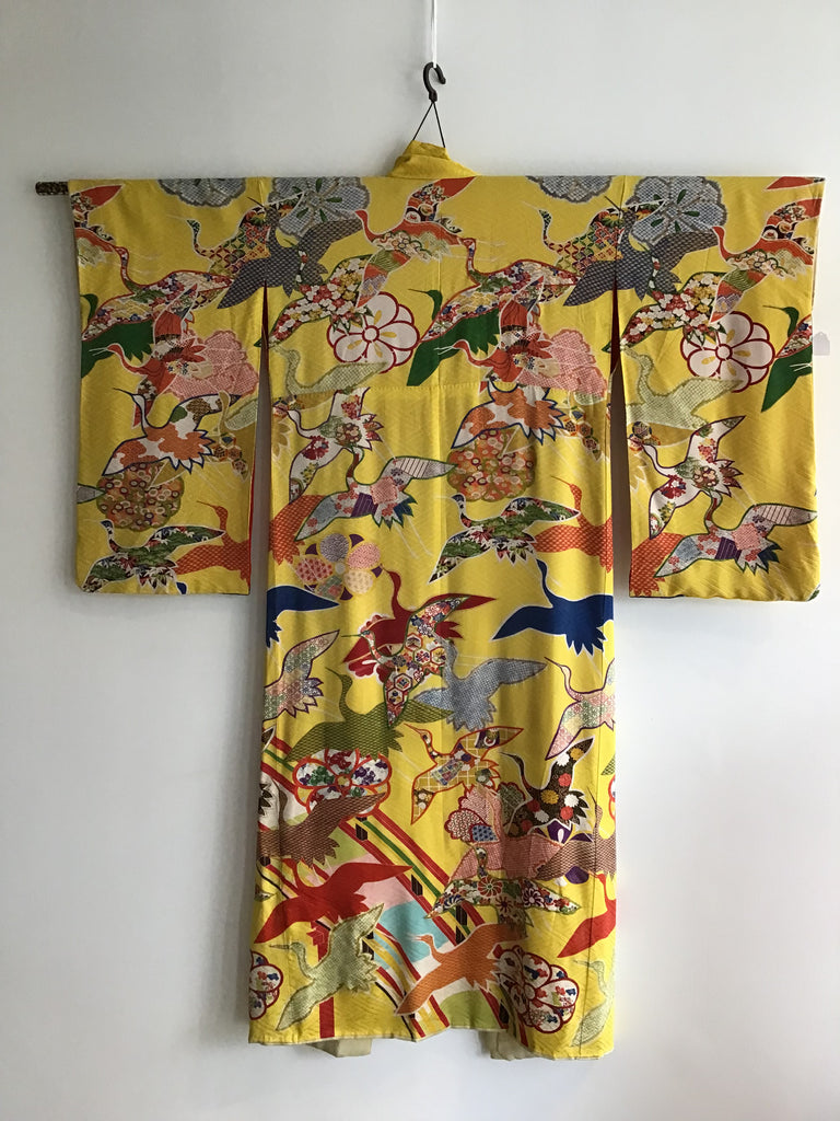 1950s Yellow Bird and Flower Printed rayon crepe Kimono