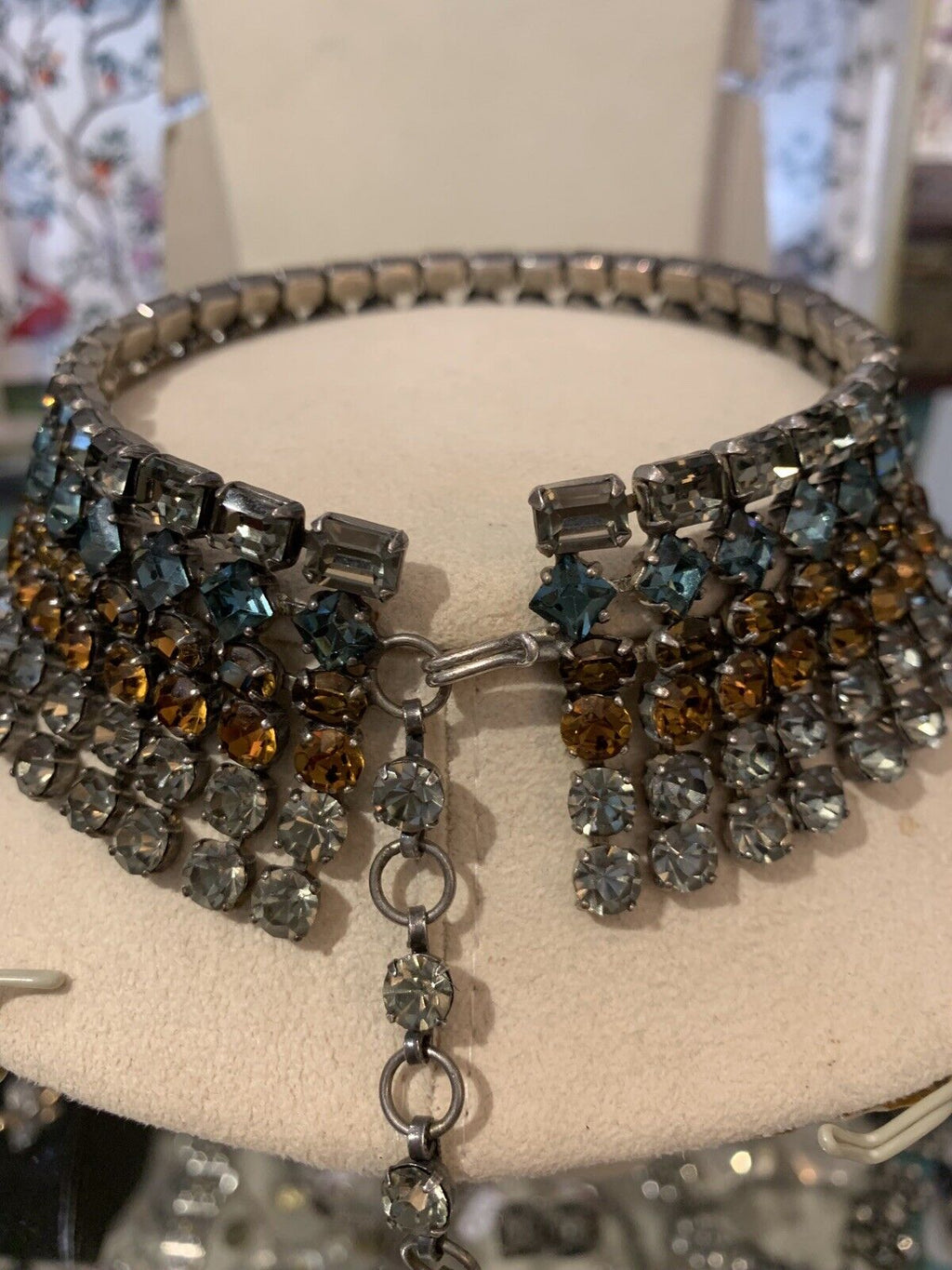 Spectaclar Rare Schreiner 1960s Necklace and Earrings Set